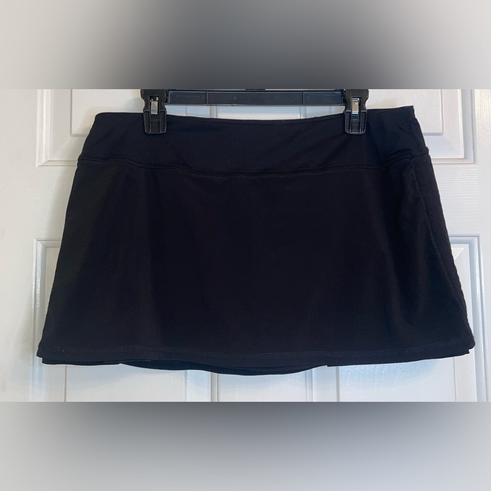 Lululemon Size 10 Skirt